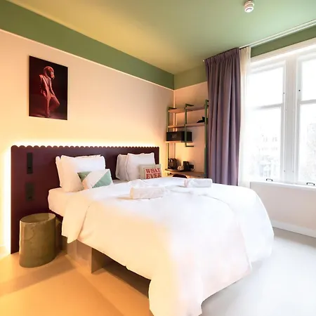 ホテル Rembrandt Square - Just Renovated 3*
