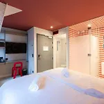 Rembrandt Square - Just Renovated 3* Amsterdam