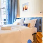 Rembrandt Square - Just Renovated Hotel 3*