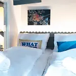 Rembrandt Square - Just Renovated Hotel