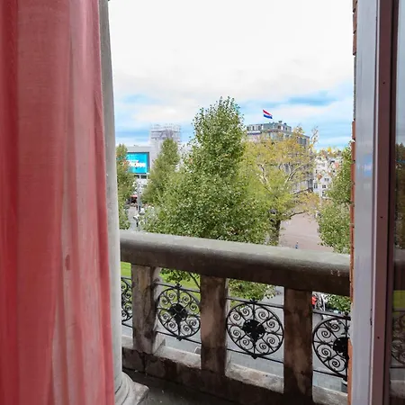 Rembrandt Square - Just Renovated