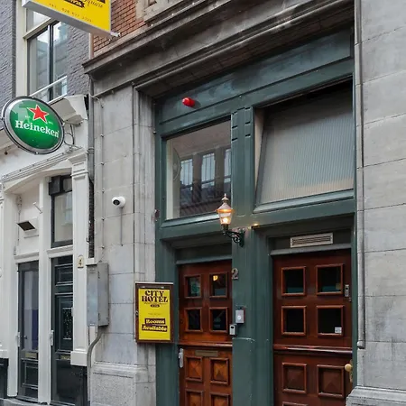 Rembrandt Square - Just Renovated 3*