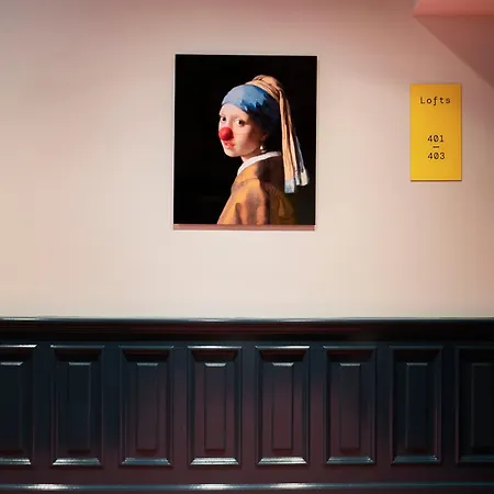 Rembrandt Square - Just Renovated 3* 암스테르담