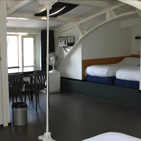 Hotell Rembrandt Square - Just Renovated 3*