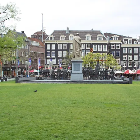 Rembrandt Square - Just Renovated 3* Amsterdam