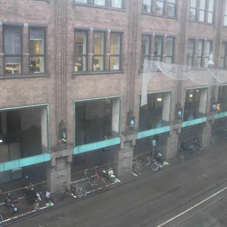 Rembrandt Square - Just Renovated Hotel 3*