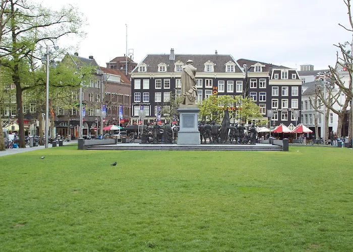 Rembrandt Square - Just Renovated 3* Amsterdam