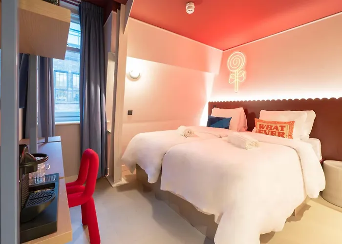 Rembrandt Square - Just Renovated Hotel 3*