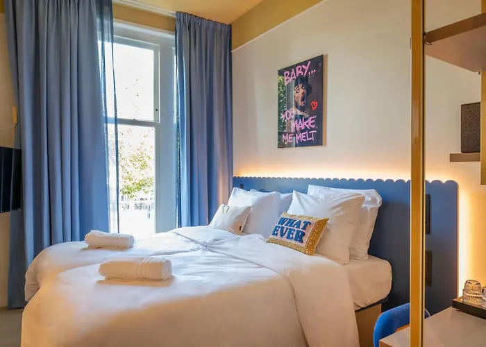 Rembrandt Square - Just Renovated