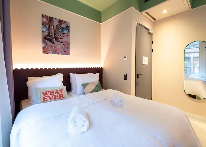 Rembrandt Square - Just Renovated Hotel 3*