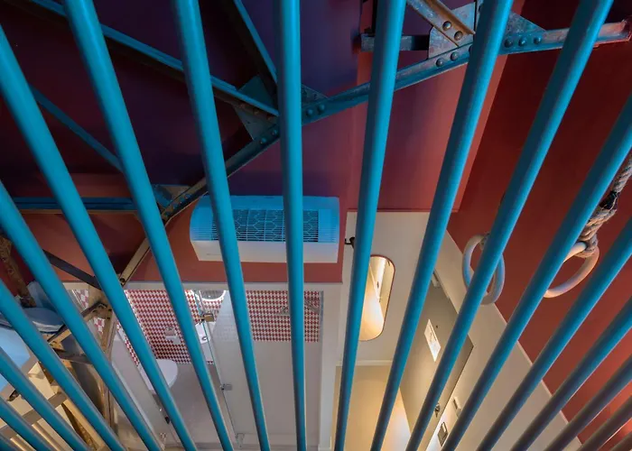 Rembrandt Square - Just Renovated Hotell