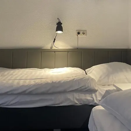 City Hotel Hotel 2*
