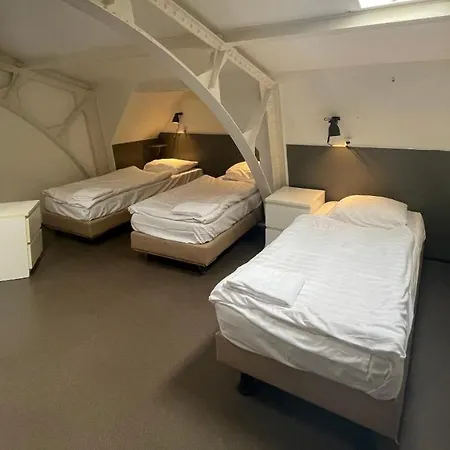 City Hotel 2* Amsterdam