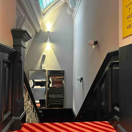 Hotel Rembrandt Square - Just Renovated 3*