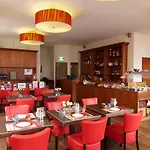 Rembrandt Square - Just Renovated Otel 3*