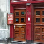 Rembrandt Square - Just Renovated Otel 3*