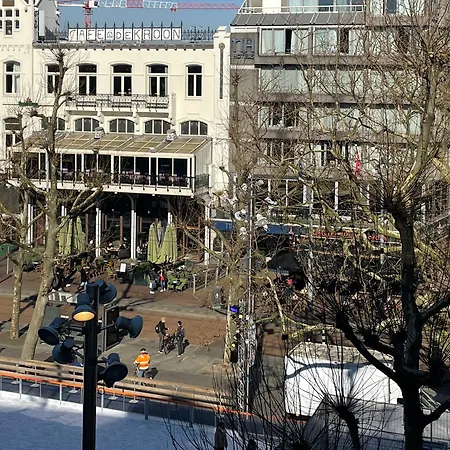 Rembrandt Square - Just Renovated Amsterdam